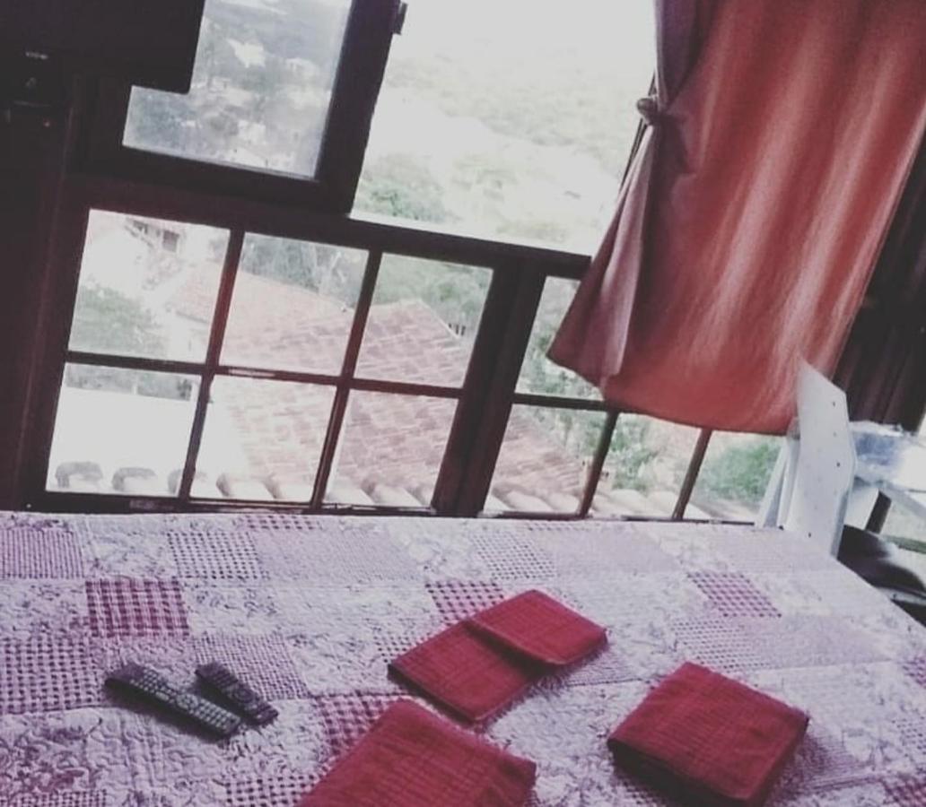 Hospedaria Divina Adega Guest House กาโบฟรีโอ ภายนอก รูปภาพ